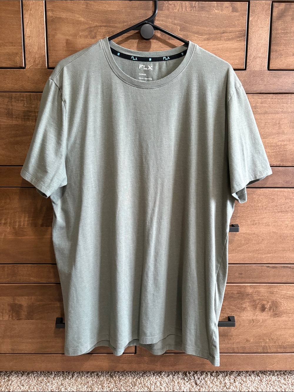 Men’s FLX olive green t-shirt